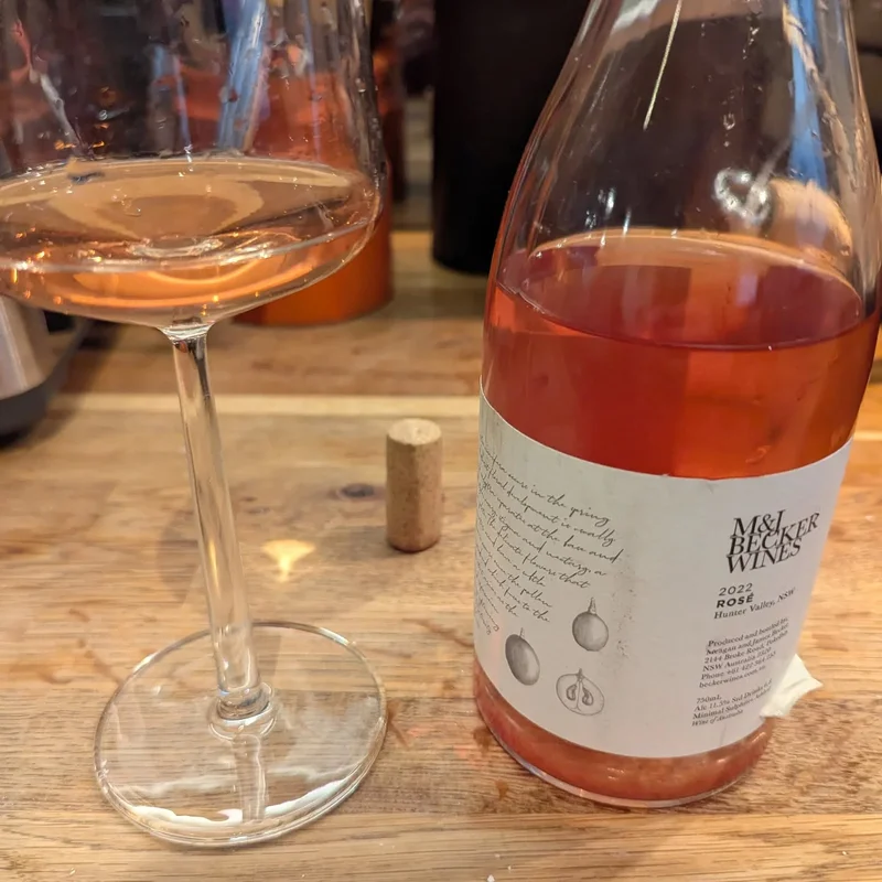 M&J Becker Rosé